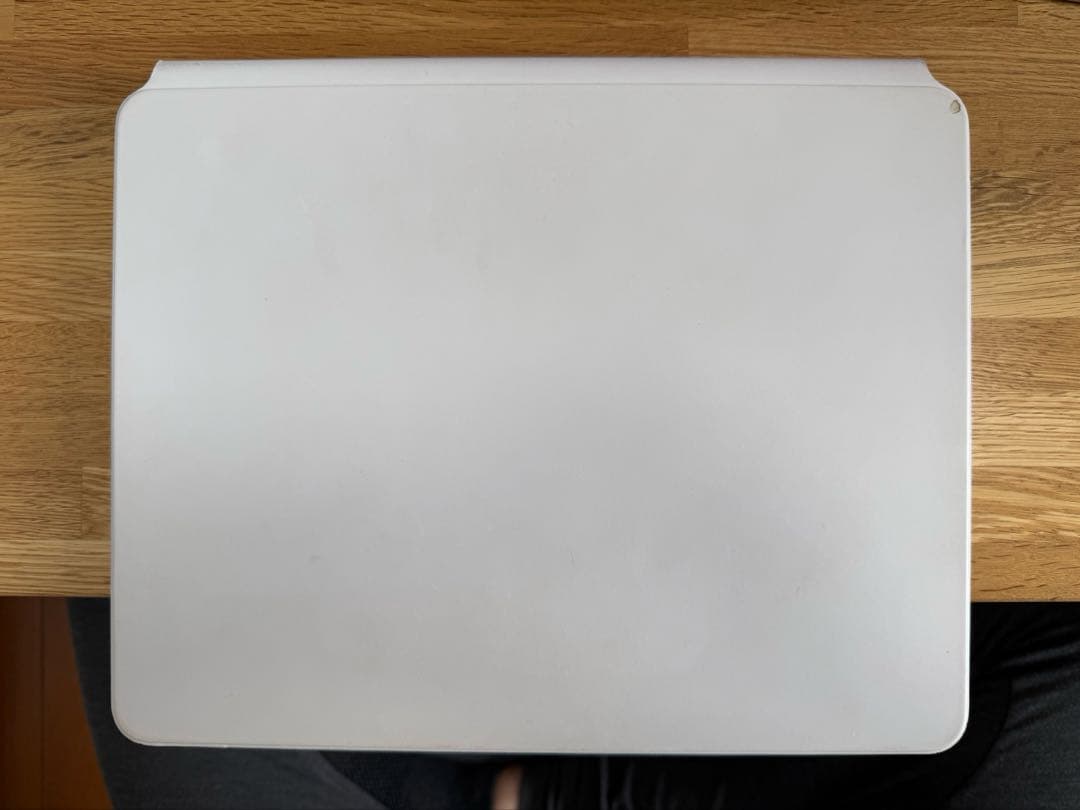 Magic Keyboard 12.9 5世代 ホワイト 日本語配列