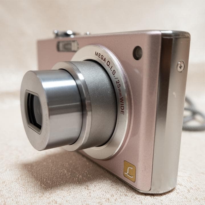 【Panasonic】LUMIX DMC-FX40 ピンク SDHC 4GB付