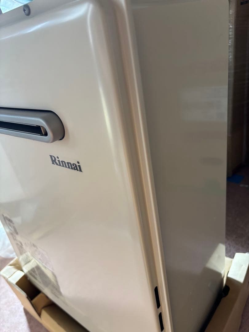 新品未使用　給湯器　RUF-A1615SAW(B) 都市ガス用　16号　追い焚き