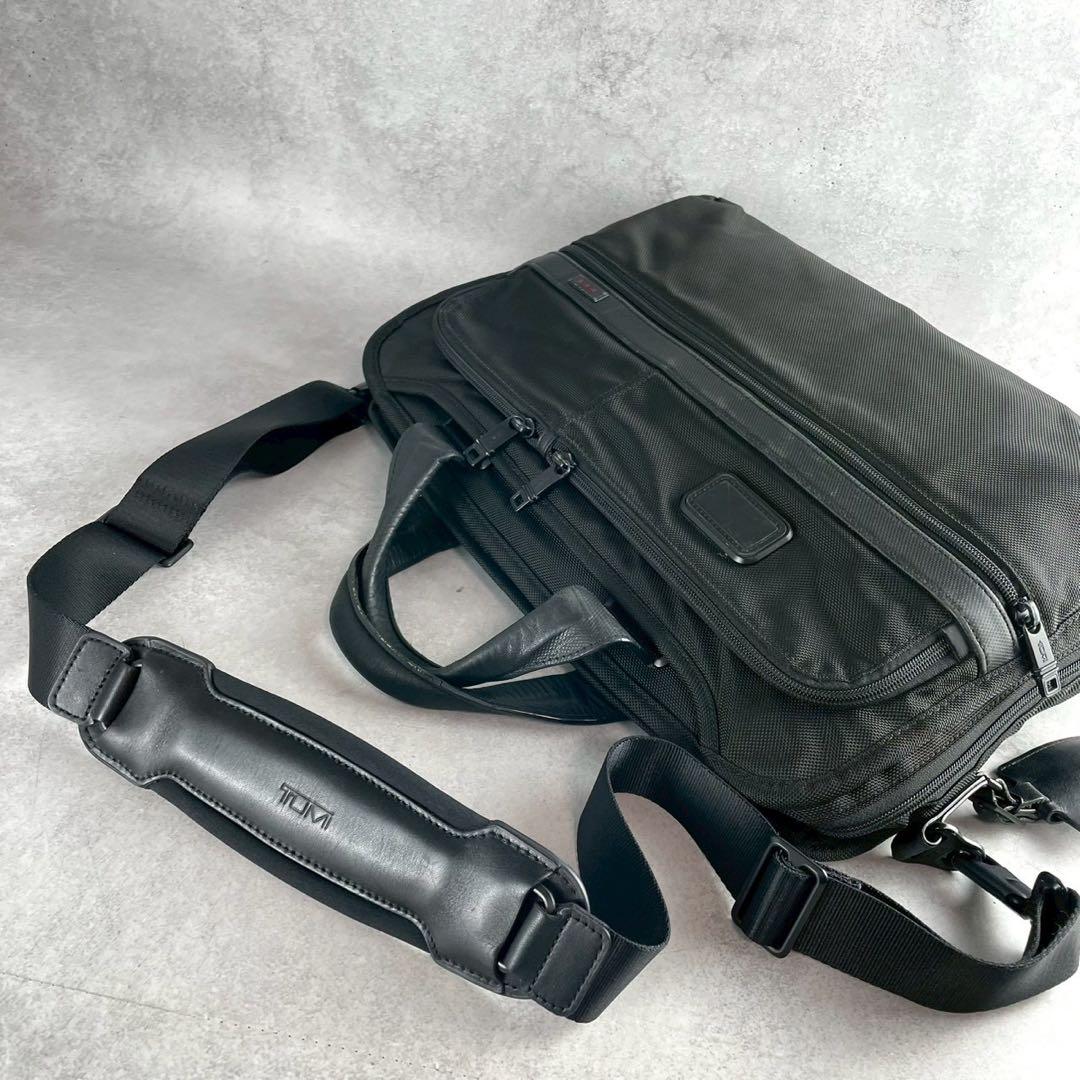 TUMI トゥミ ブリーフケース 26108 ALPHA 2 ブラック ナイロン