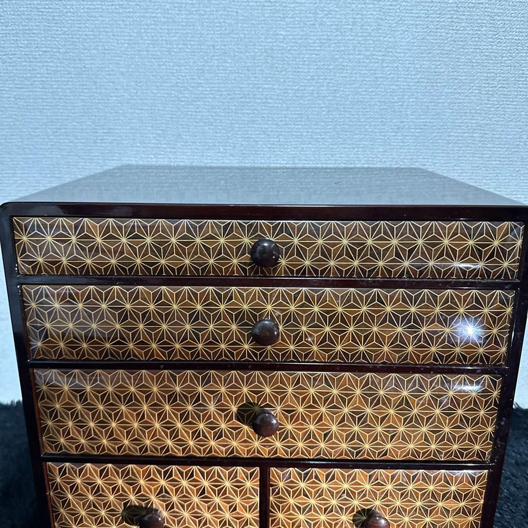 勲六等瑞宝章受章 露木清次作 漆 引出 箱根 寄木細工 30×35×25cm 檜