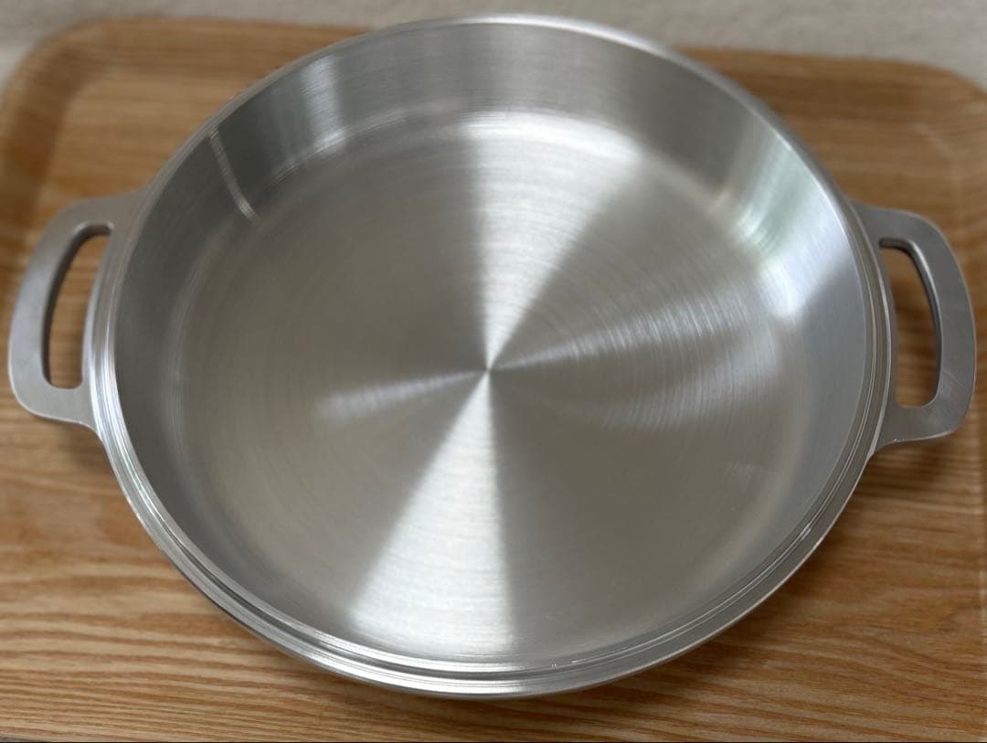 未使用　無水鍋　24cm　広島アルミニウム工業　IH非対応