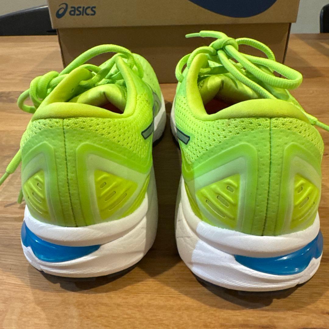 [未使用]アシックス ランニングシューズ GT-2000 9 25.5CM