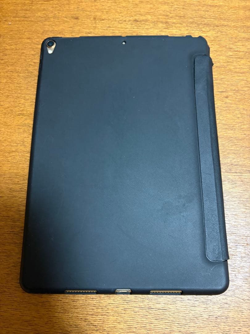 【ジャンク・動作OK】iPad Pro 10.5 64GB 本体＋カバー液晶漏れ