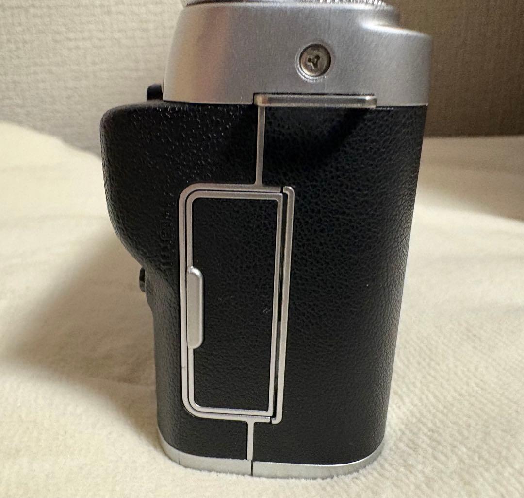 FUJIFILM X-A7 ミラーレスカメラ 本体