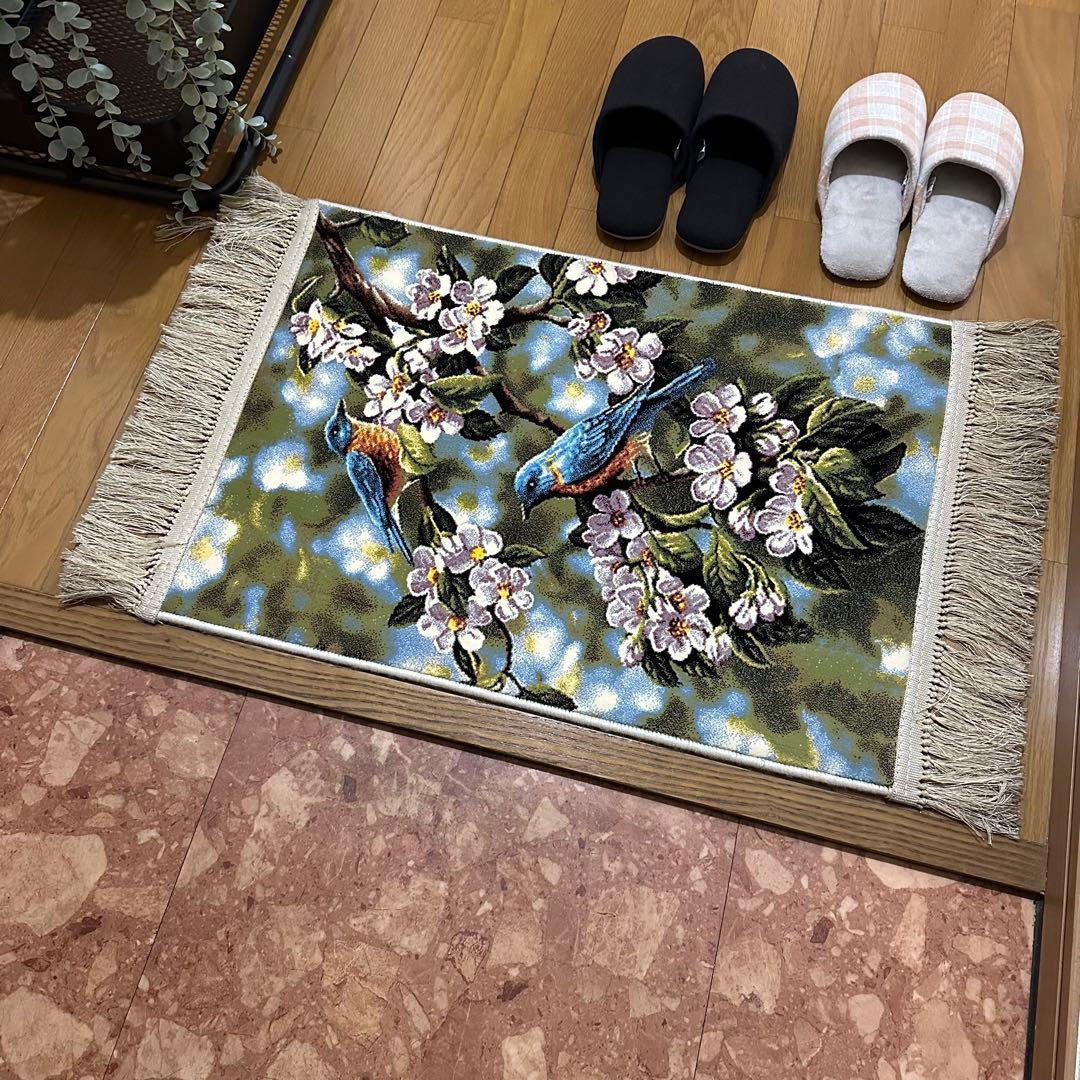 【新品未使用】絵画風絨毯　カーペット　玄関用　自然　玄関　廊下　絵画　イラン