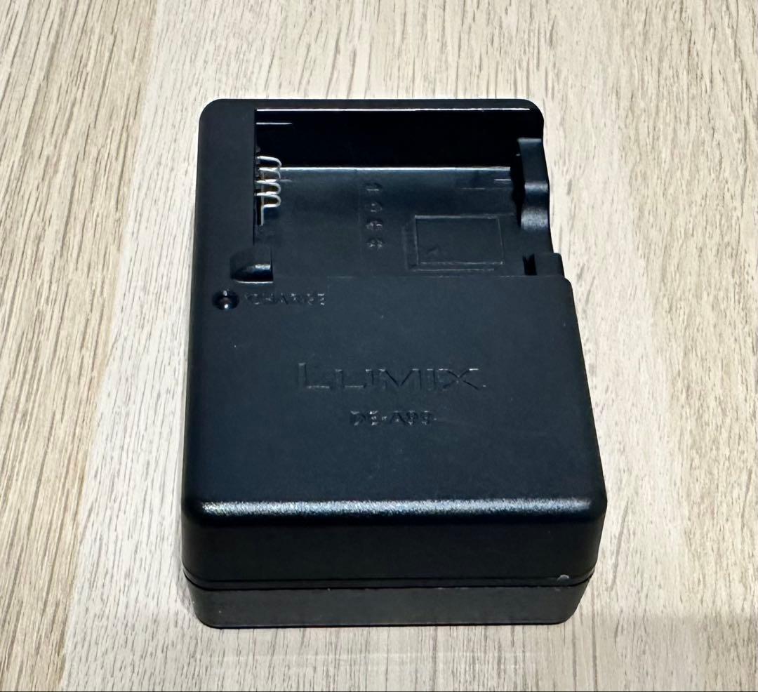 Panasonic LUMIX GF5 ホワイト 14-42mmレンズ付き