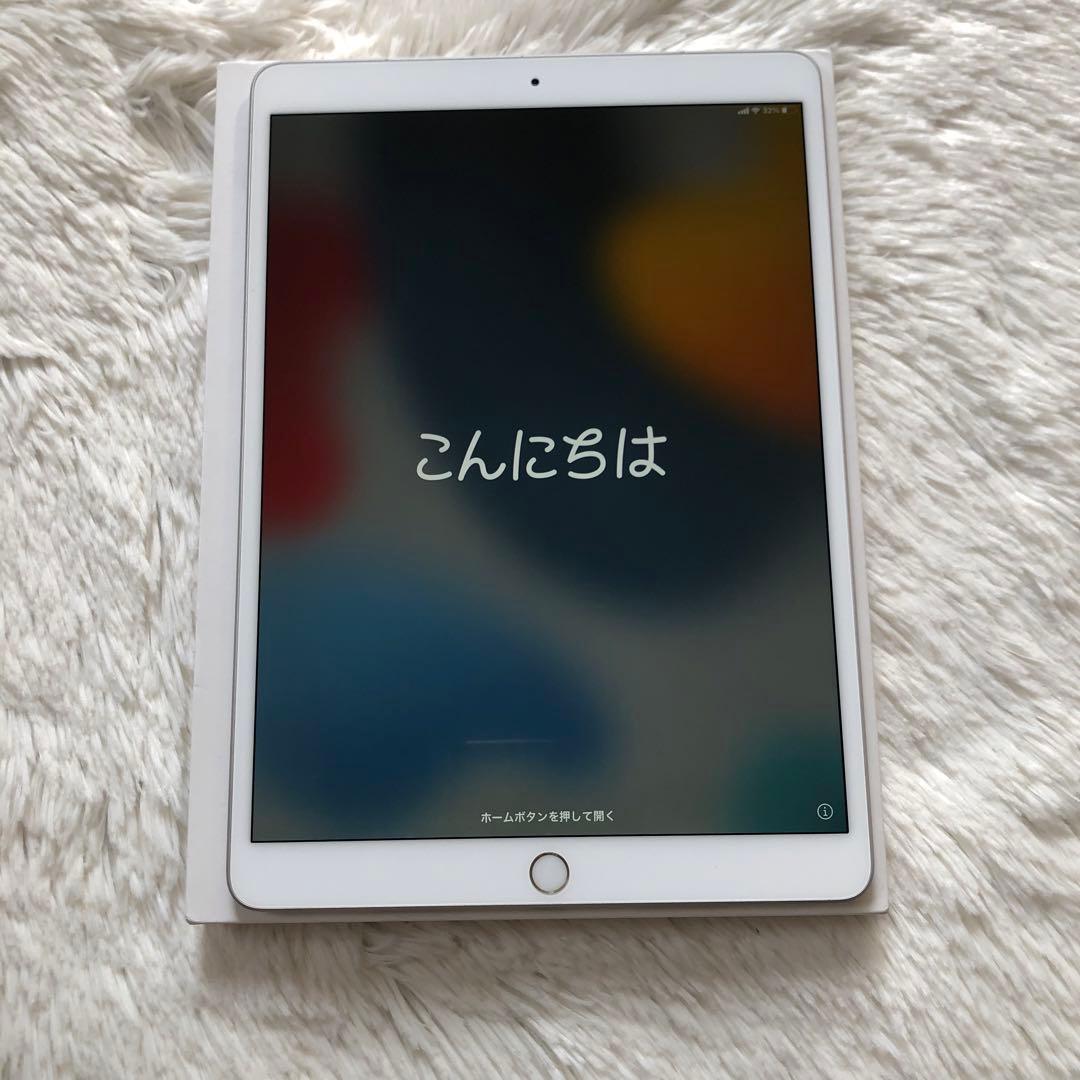 【ほぼ未使用】iPad Air3 256GB SIMフリー 【即発送】【付属品】