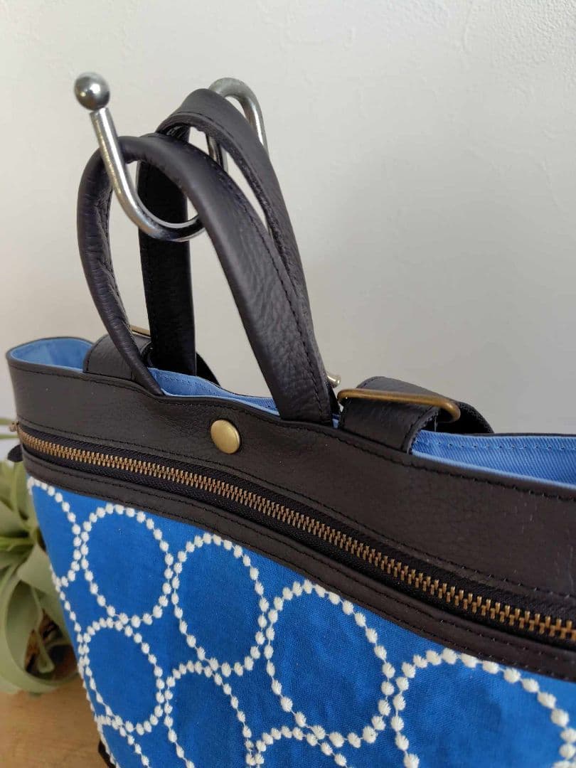 ミナペルホネン/2025tambourineタンバリンブルー/A４トートリュック