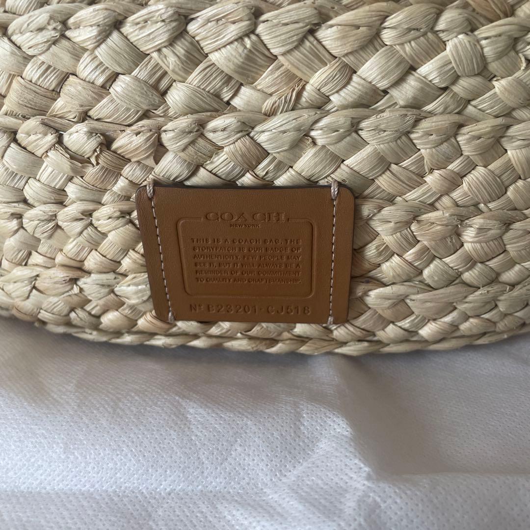 COACH かごバッグ ベージュ　ラージストロートートバック