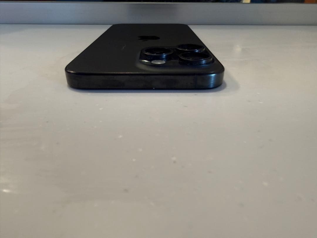 Apple iPhone 15Pro max 256 極備品