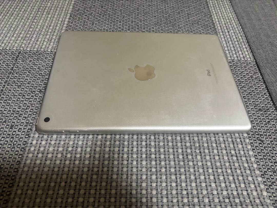 【美品】iPad第6世代 128GB