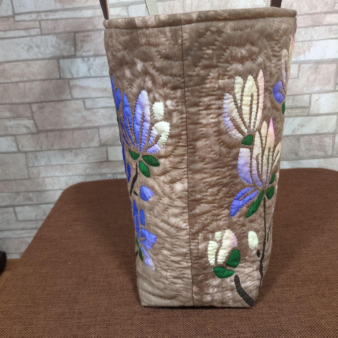 木蓮のハワイアンキルトバッグ　ハンドメイド