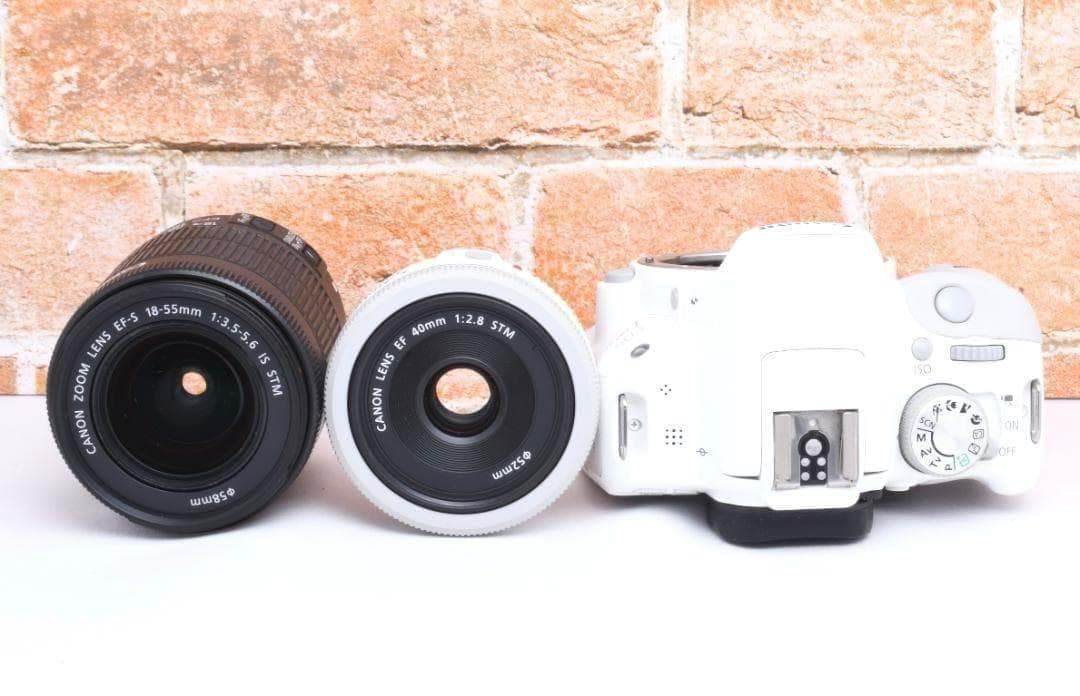 カメラもおしゃれに✨Canon kiss X7✨ホワイト✨単焦点レンズ
