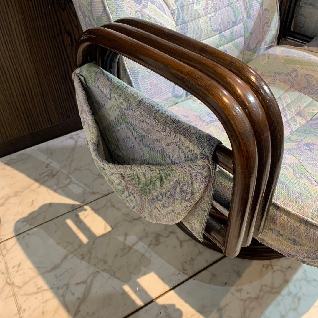 ラタン　座椅子　背もたれ調整　リクライニング