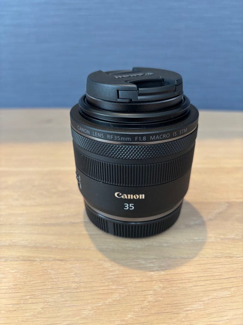 Canon RF35mm F1.8 マクロ IS STM