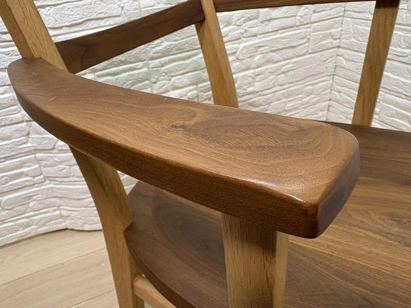 タ*ウ様 イバタインテリア Sign サイン チェア アーム付き オーク×ウォル