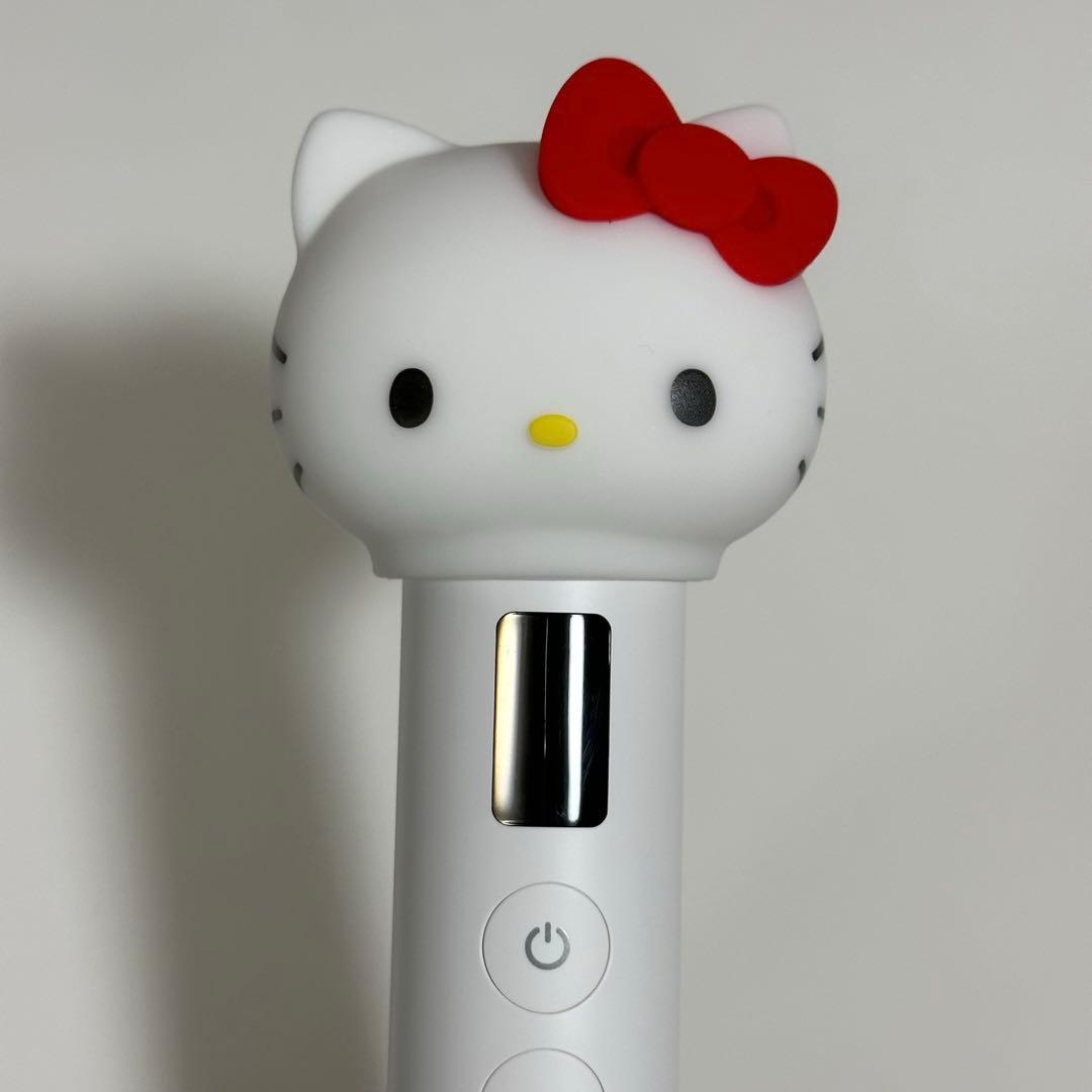 メディキューブ　ハローキティ　美顔器