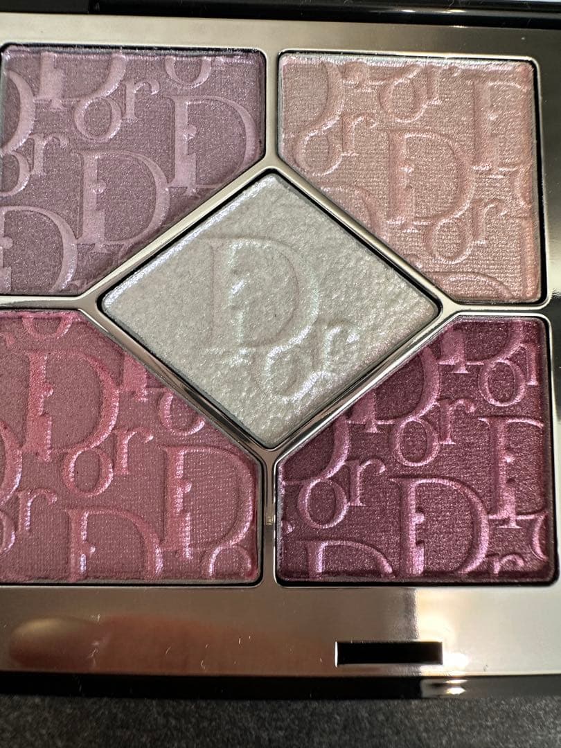 ☆*☆様 ほぼ未使用　Dior アイシャドウ 限定 865 ピンクロリポップ