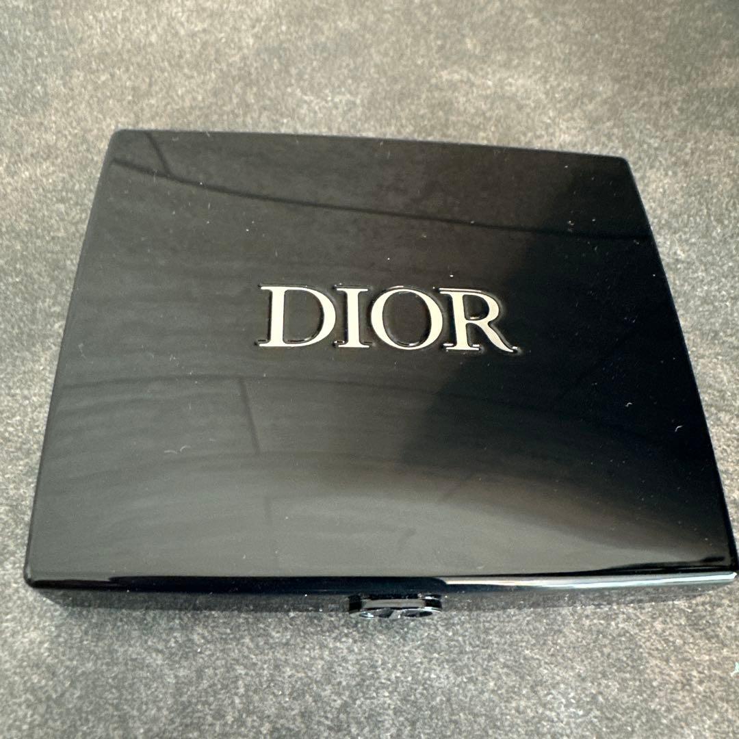 ☆*☆様 ほぼ未使用　Dior アイシャドウ 限定 865 ピンクロリポップ