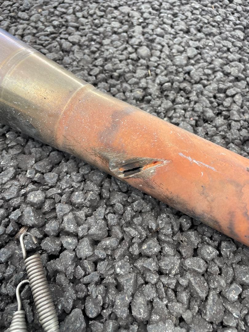 t*様 CB1300SF アールズギア ワイバン チタン2本出しマフラー フルエ