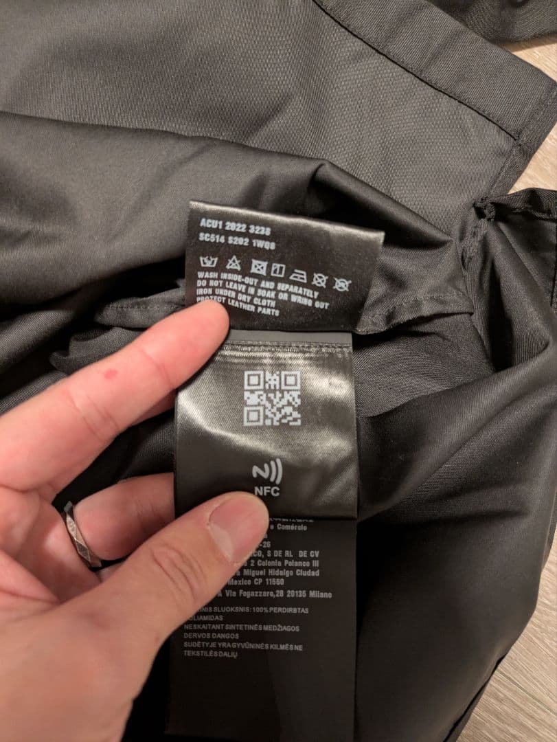 プラダ ナイロンジャケット　L