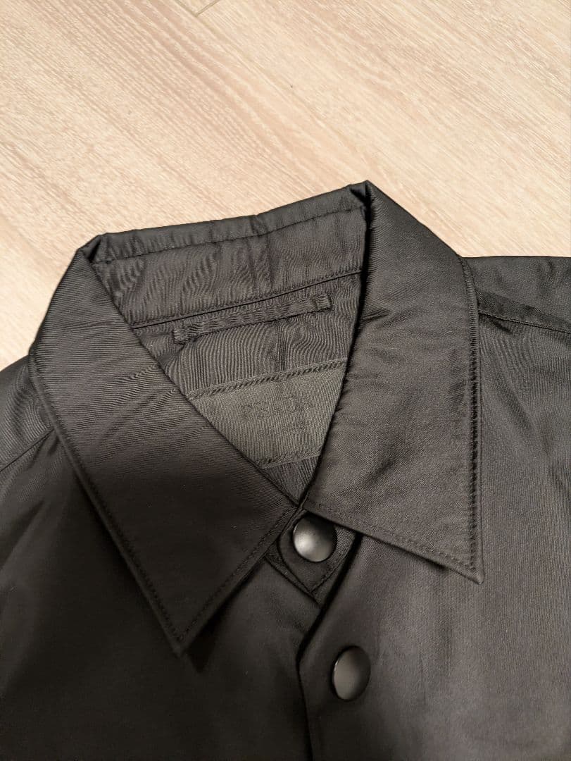 プラダ ナイロンジャケット　L