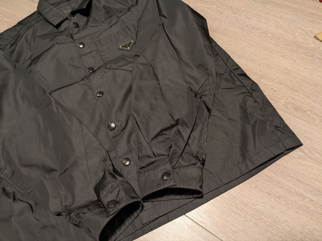プラダ ナイロンジャケット　L