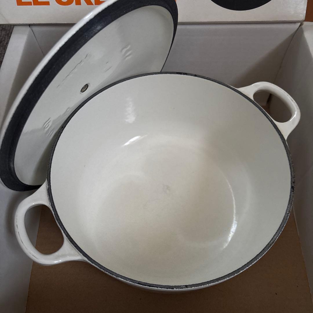 LE CREUSET Cocotte Ronde 20cm ホワイト