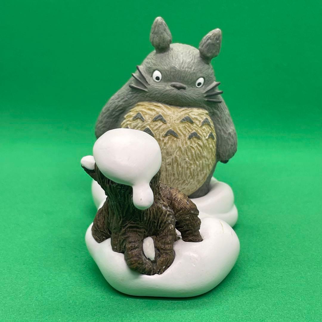 レア　希少品　となりのトトロ　雑木林のトトロたち　シマリスの冬眠　置物