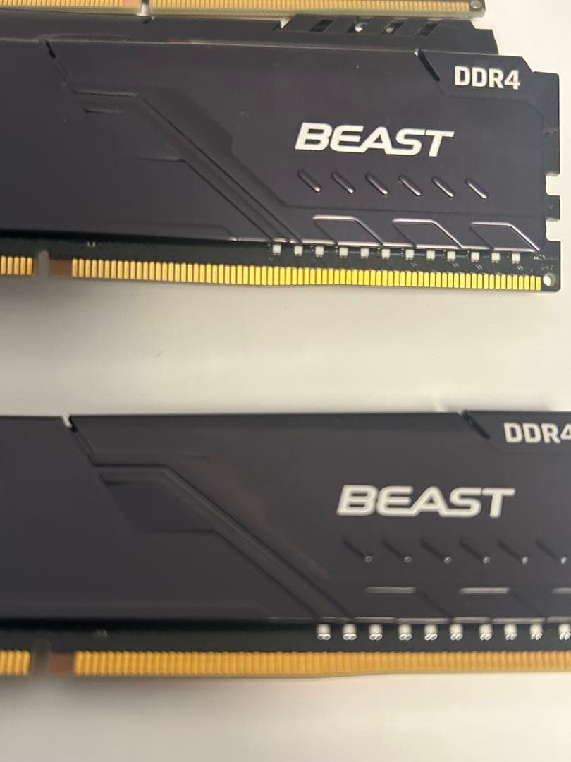 大容量64GB構成kingston16GB×4枚