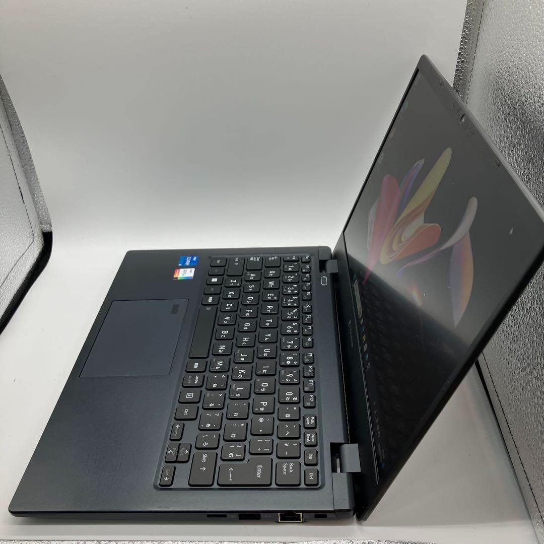 美品 超軽量 Dynabook 11世代 i5 メモリ24GB 新品1TB