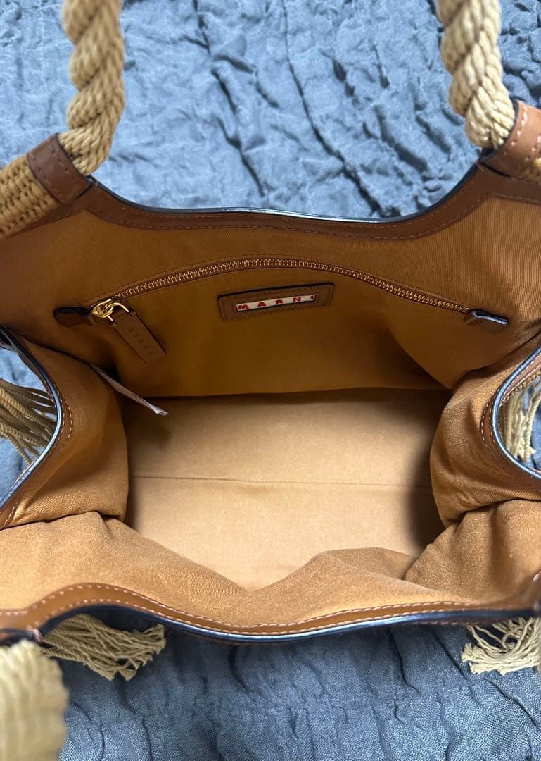 MARNI マルニ ロープハンドル ラフィア かごバッグ　タッセル