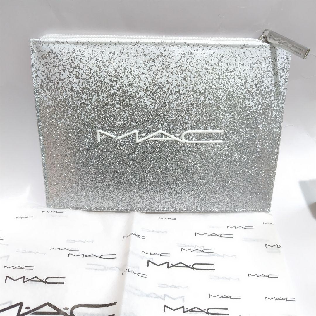 MAC新品ブラシ オブ スノー エッセンシャル ブラシ キット