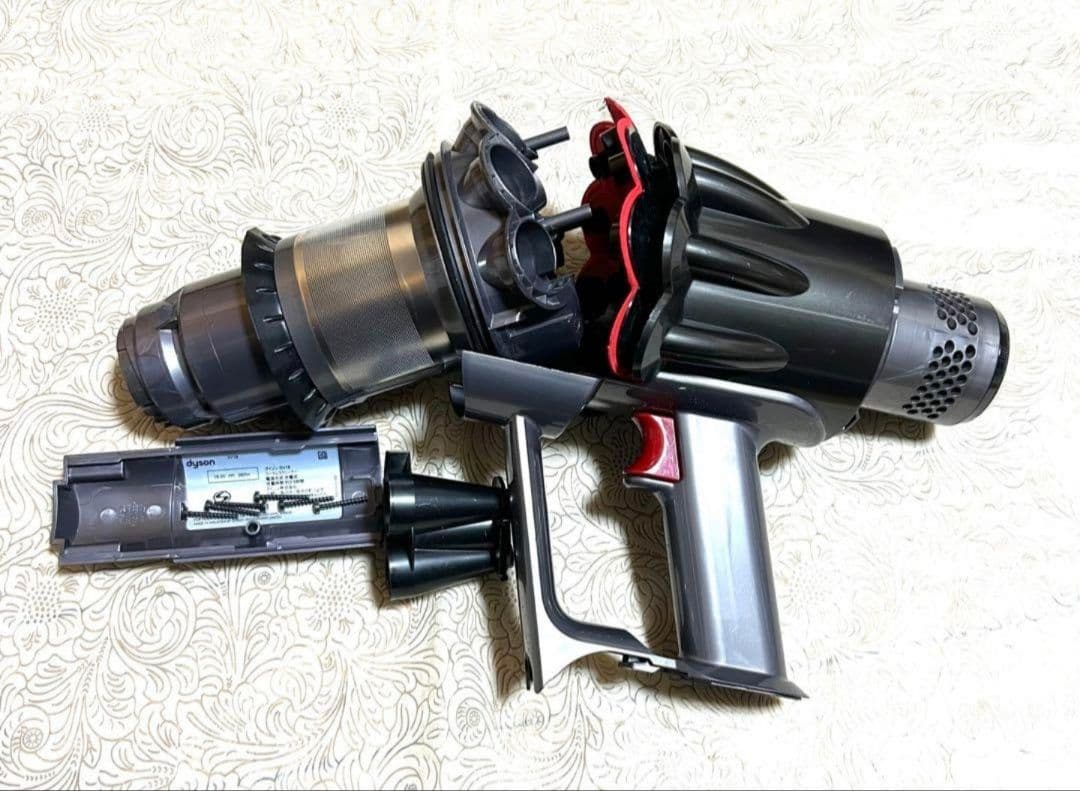 ダイソン掃除機SV18本体のみ