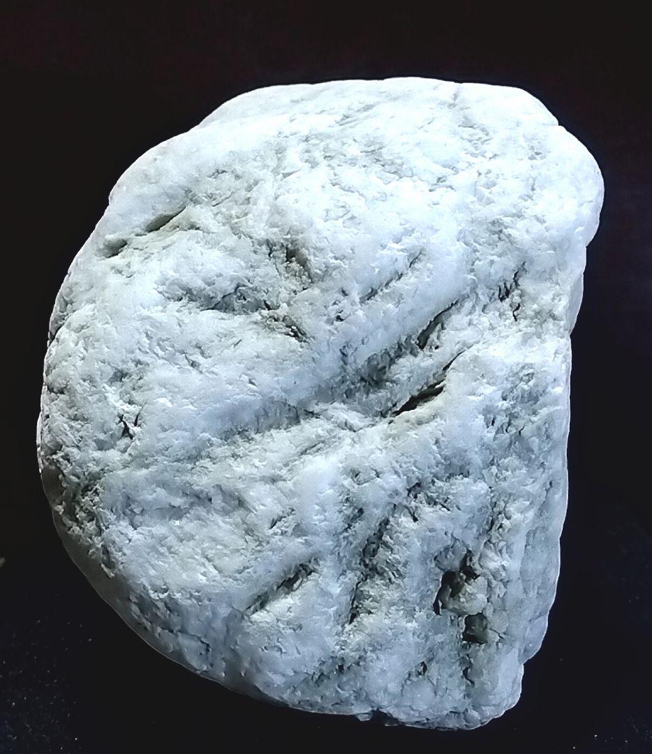 ★翡翠原石★糸魚川硬玉【姫川・転石ウブ1.7kg】