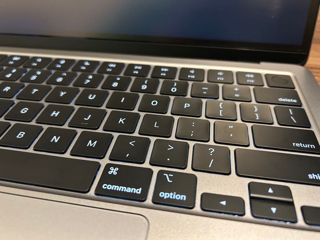 13インチ MacBook Air M2 16GB 512GB 最大容量97%