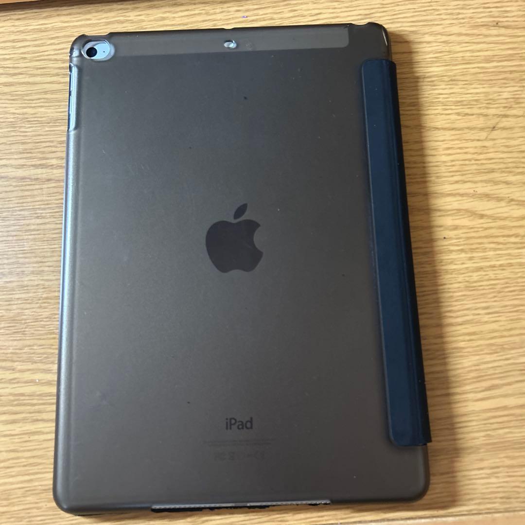 iPad air2シルバー 本体 64G ケース付き