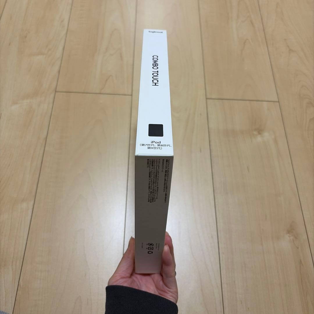 COMBO TOUCH iPad (第7、8、9世代) 用