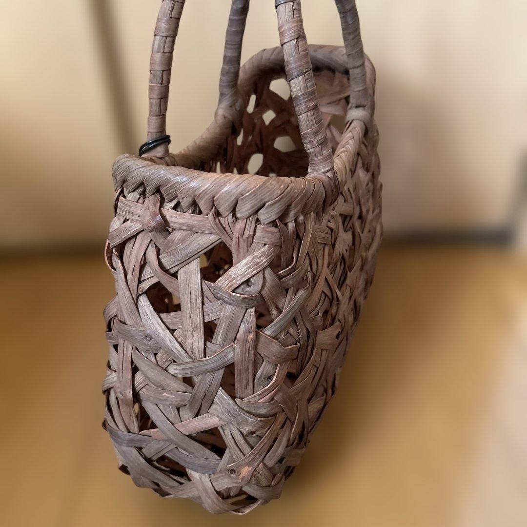 カゴヤさんの山葡萄バッグ