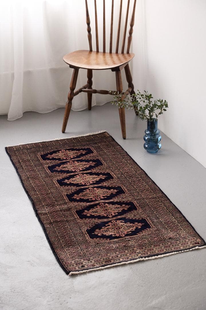 ヴィンテージラグ トライバルラグ　ラホール産（136×65cm）紺　黒　ベージュ