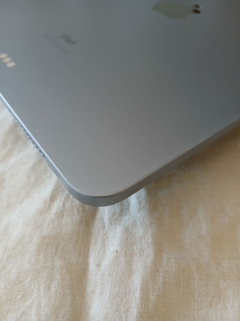 美品 iPad Air 第4世代 バッテリー83%