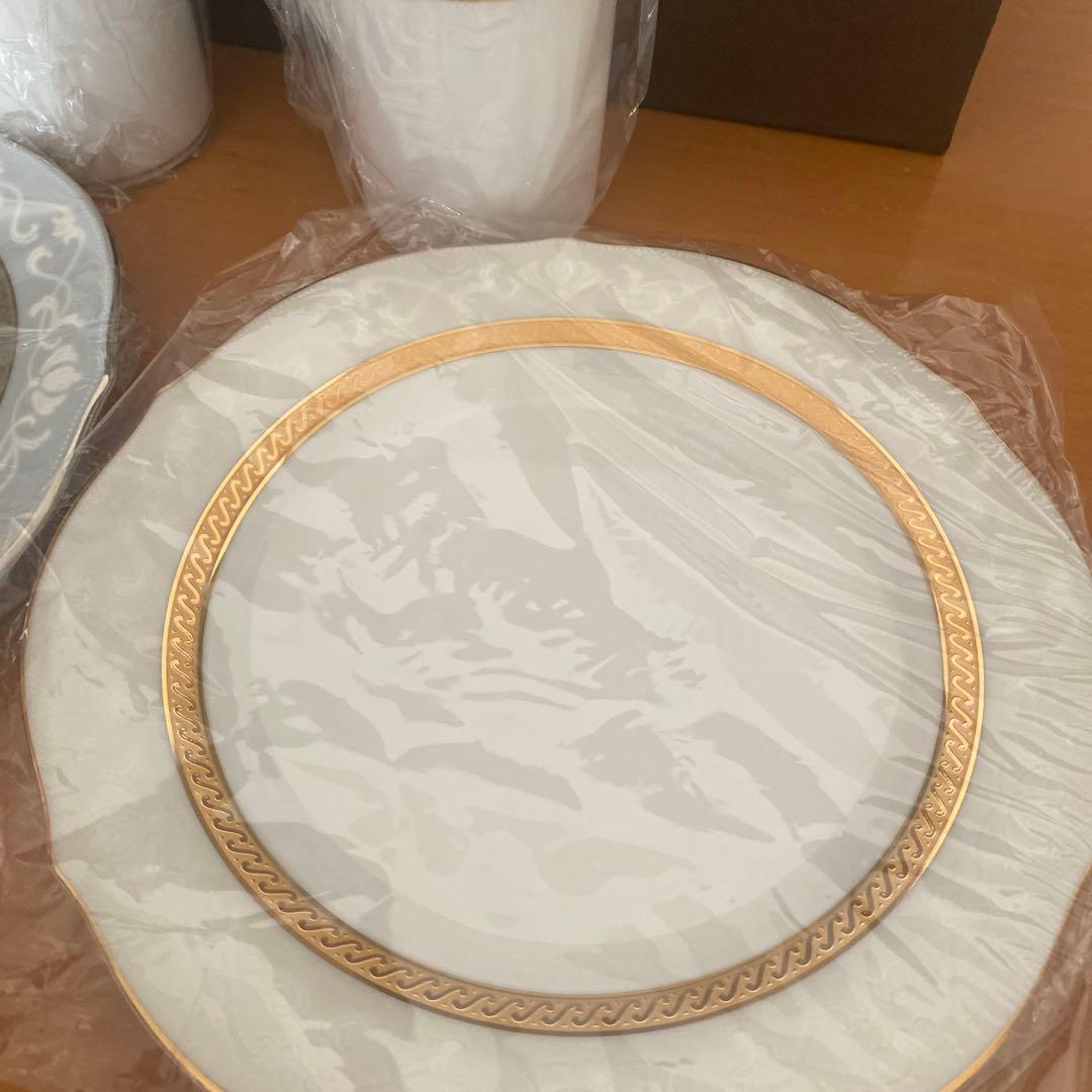 【新品未使用】Noritake 食器セット お皿　マグカップ　ペア