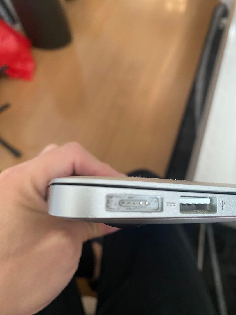 Apple MacBook Air 本体　Niko