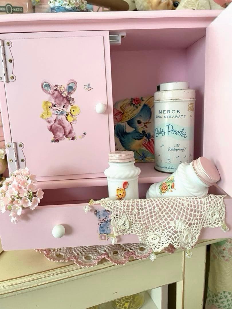 ピンクの小さなチェスト＆デカール·͜· ♡