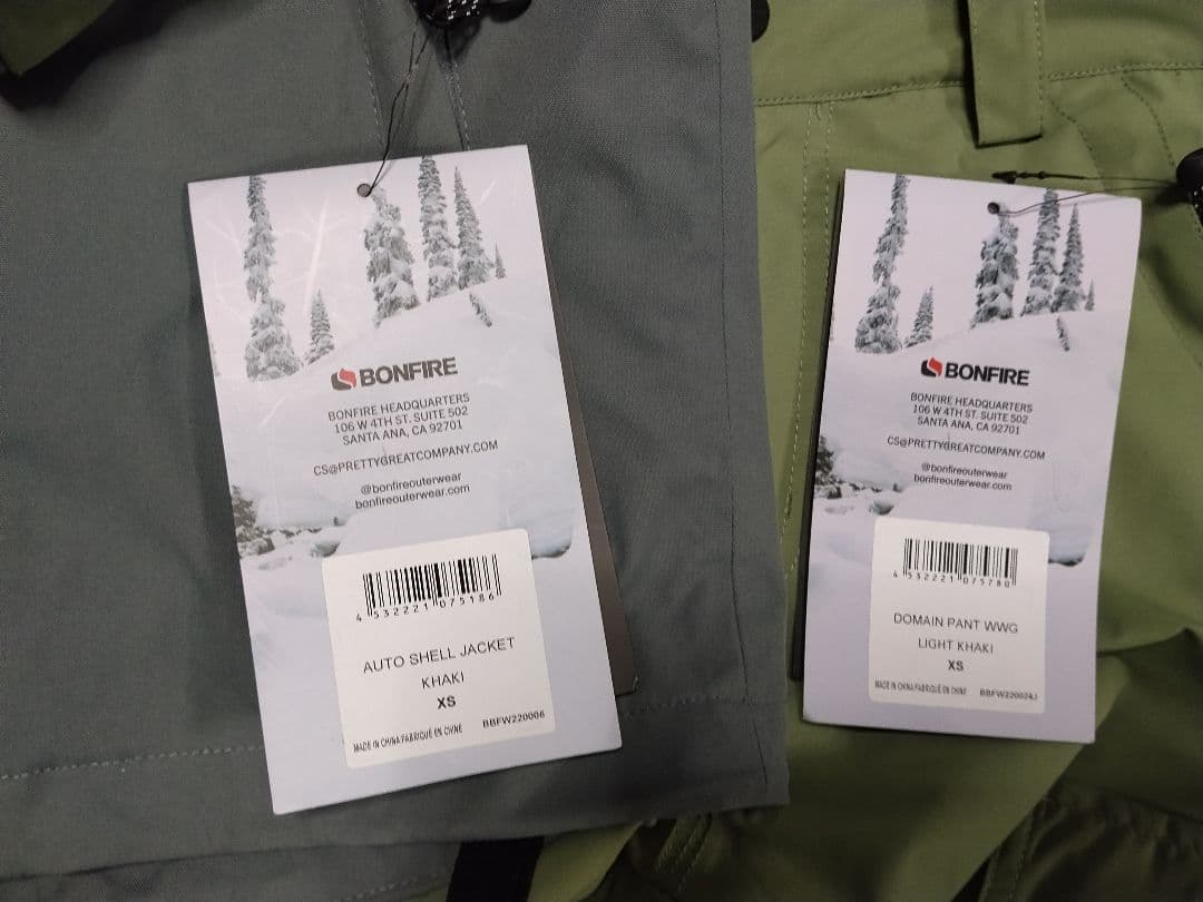 新品 ボンファイア スノーボードウェア 上下セット BONFIRE XS