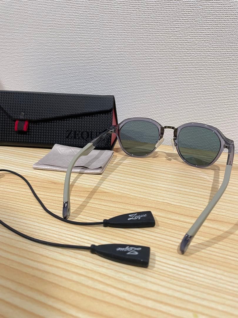 ZEQUE 偏光サングラス ジュリア ケース・メガネ拭き・グラスコード付き