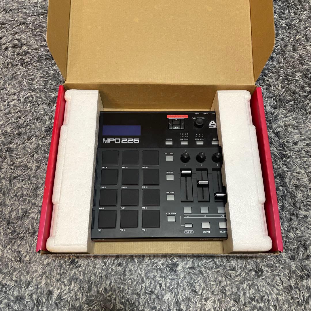 DJ機材 Akai Professional MPD226