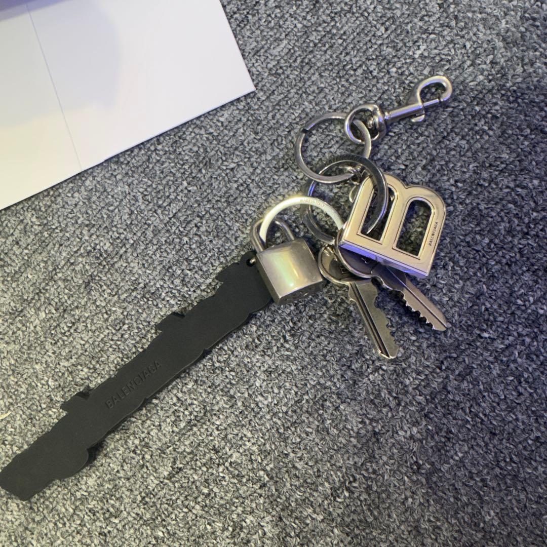 BALENCIAGA キーリング キーホルダー