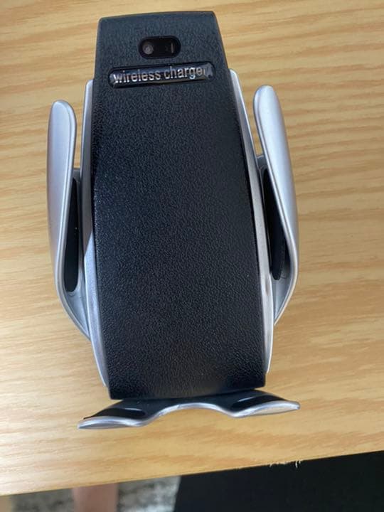 車チーワイアレス充電器